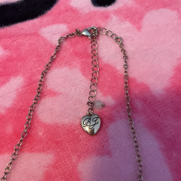Betsy Johnson necklace - Picture 3 of 4